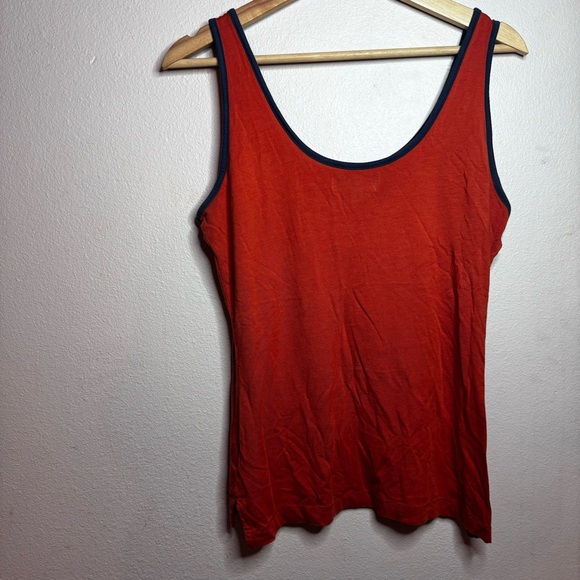 EUC Fred Perry tank top. Two tone color. - Picture 3 of 4